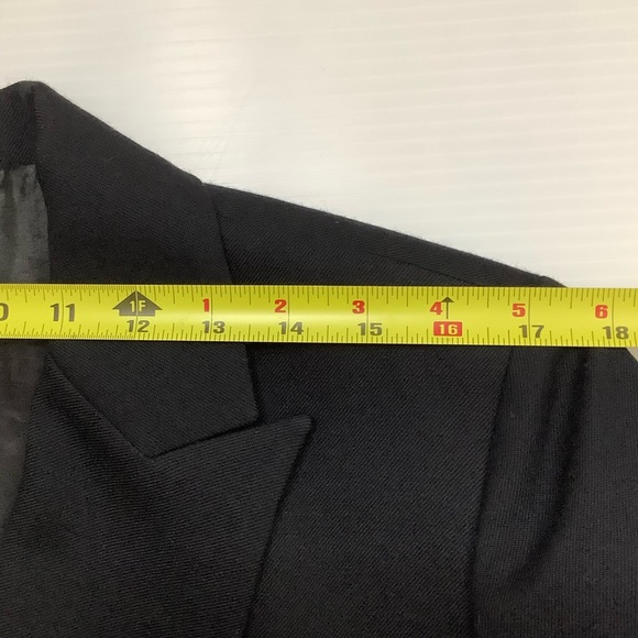 Pendleton 100% Virgin Wool Three-Button Suit Jacket - Picture 10 of 12